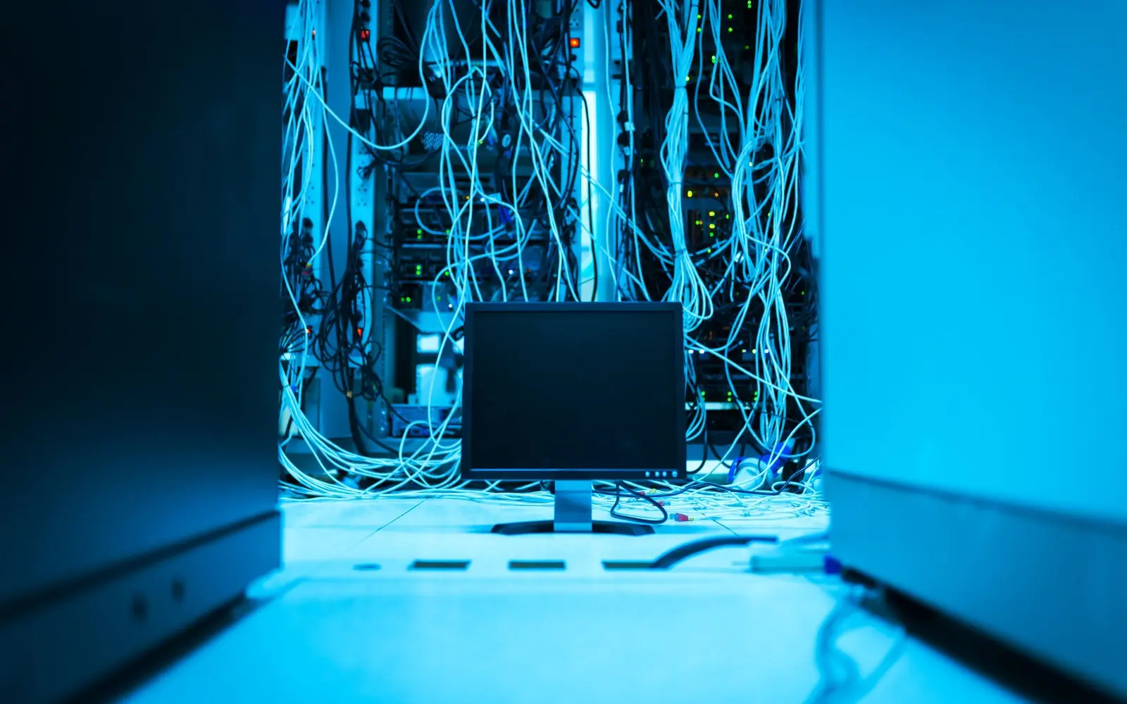 مهندسی چکادپردازش